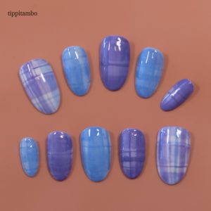How to do DIY nail art - a nail art tutorial on creating depth with a layering technique